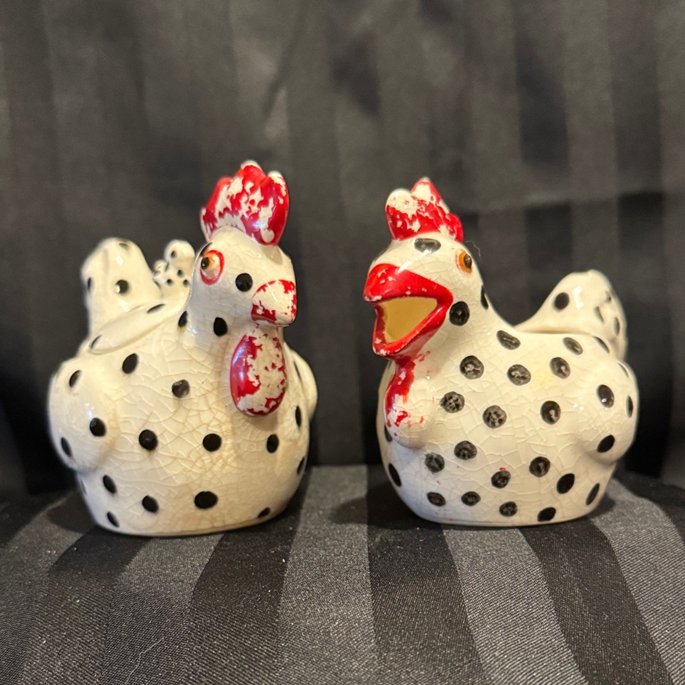 Rustic Matching Polka Dot Rooster/Chicken Sugar Bowl and Creamer - Picture 2 of 16